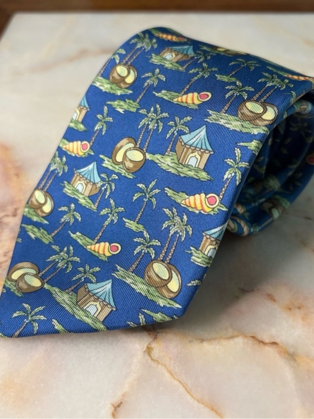 NIB Hermes Tropical Island Print 100% Silk Tie